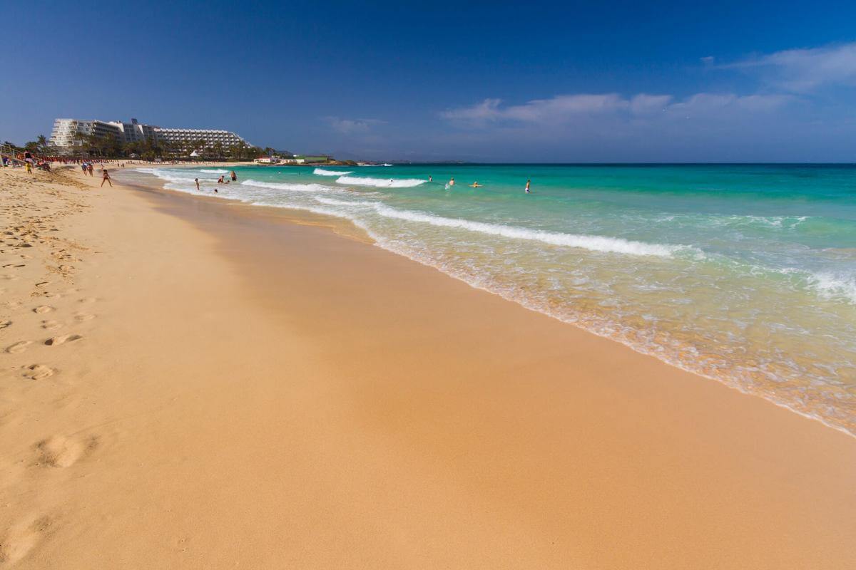 Ruta en coche por Puerto del Rosario, La Oliva y Corralejo. - galeria5