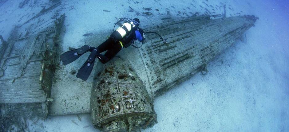 Dykking til vraket av et Douglas DC-3 ved Playa de Vargas på Gran Canaria