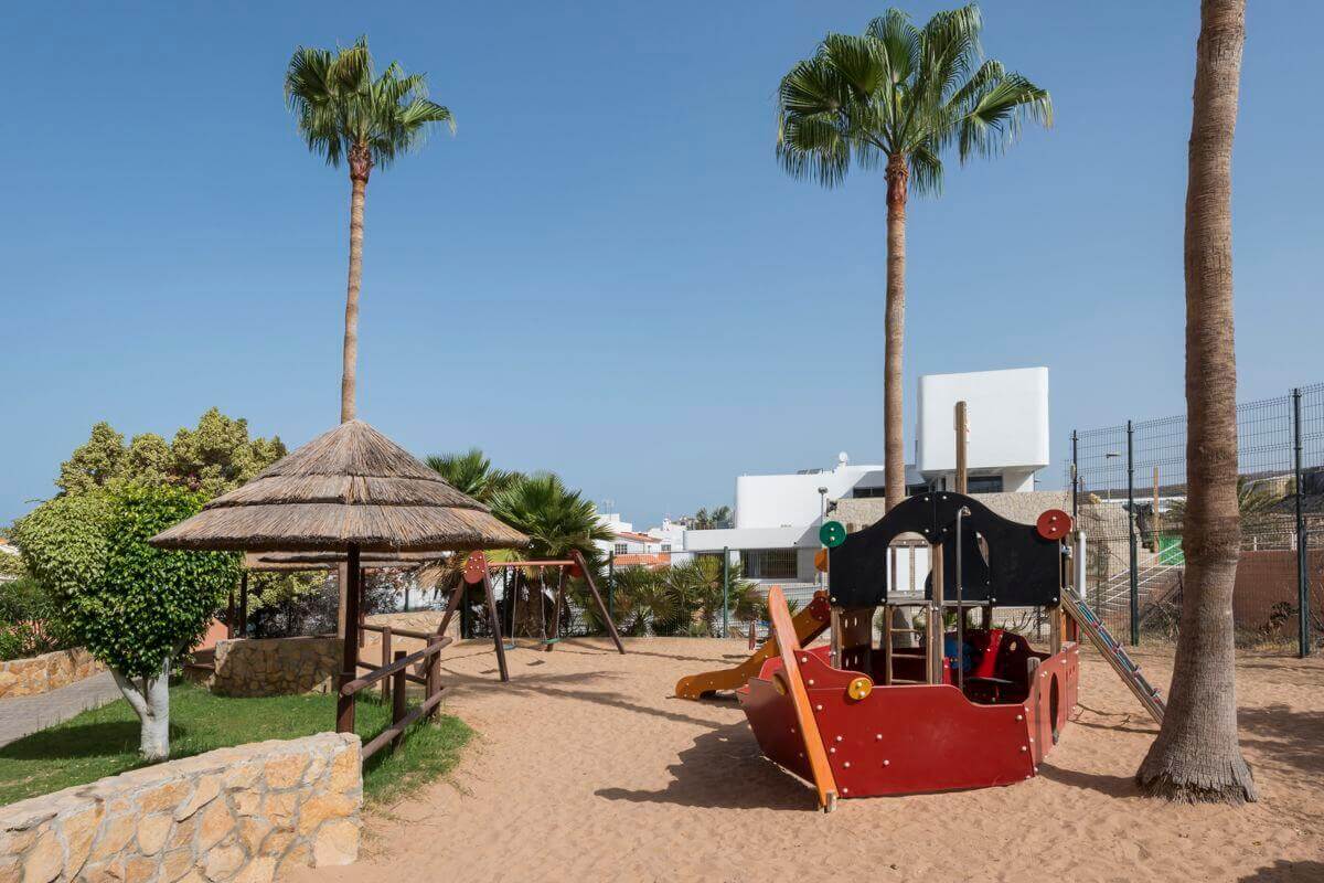 HOVIMA Jardín Caleta