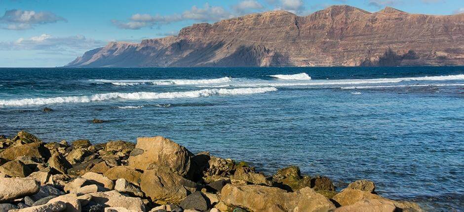 Surfing på venstrebølgen i San Juan + Surfesteder på Lanzarote  